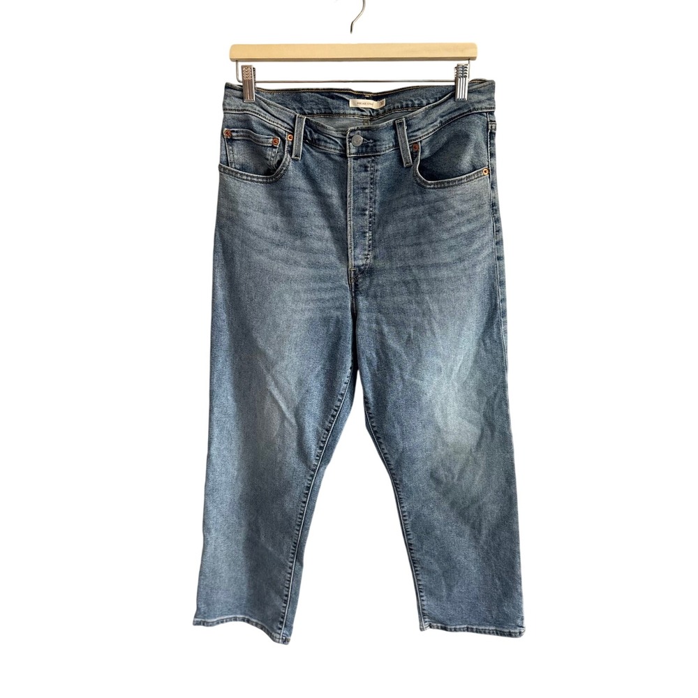 Levis Ribcage Straight Ankle Jeans Light Wash Blue Button Fly W32 L27 72693-0058